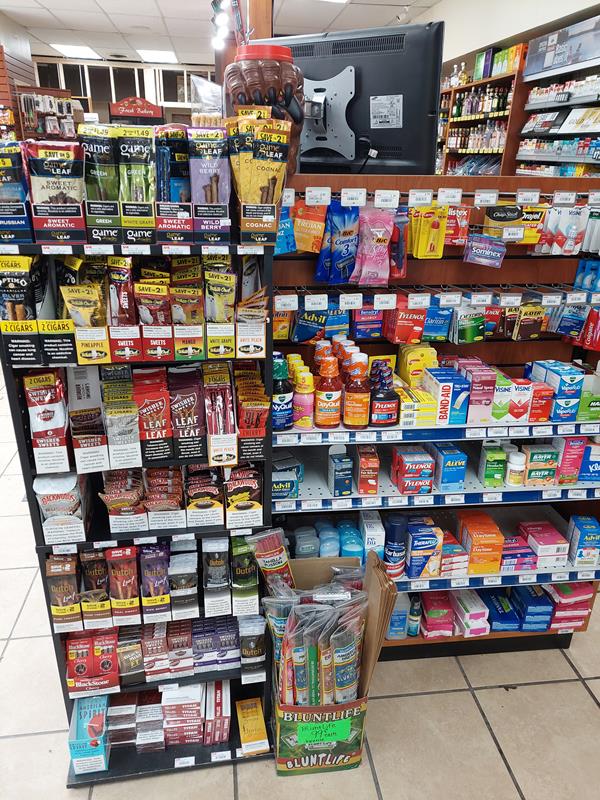 Pell Lake Mobil Genoa City, WI